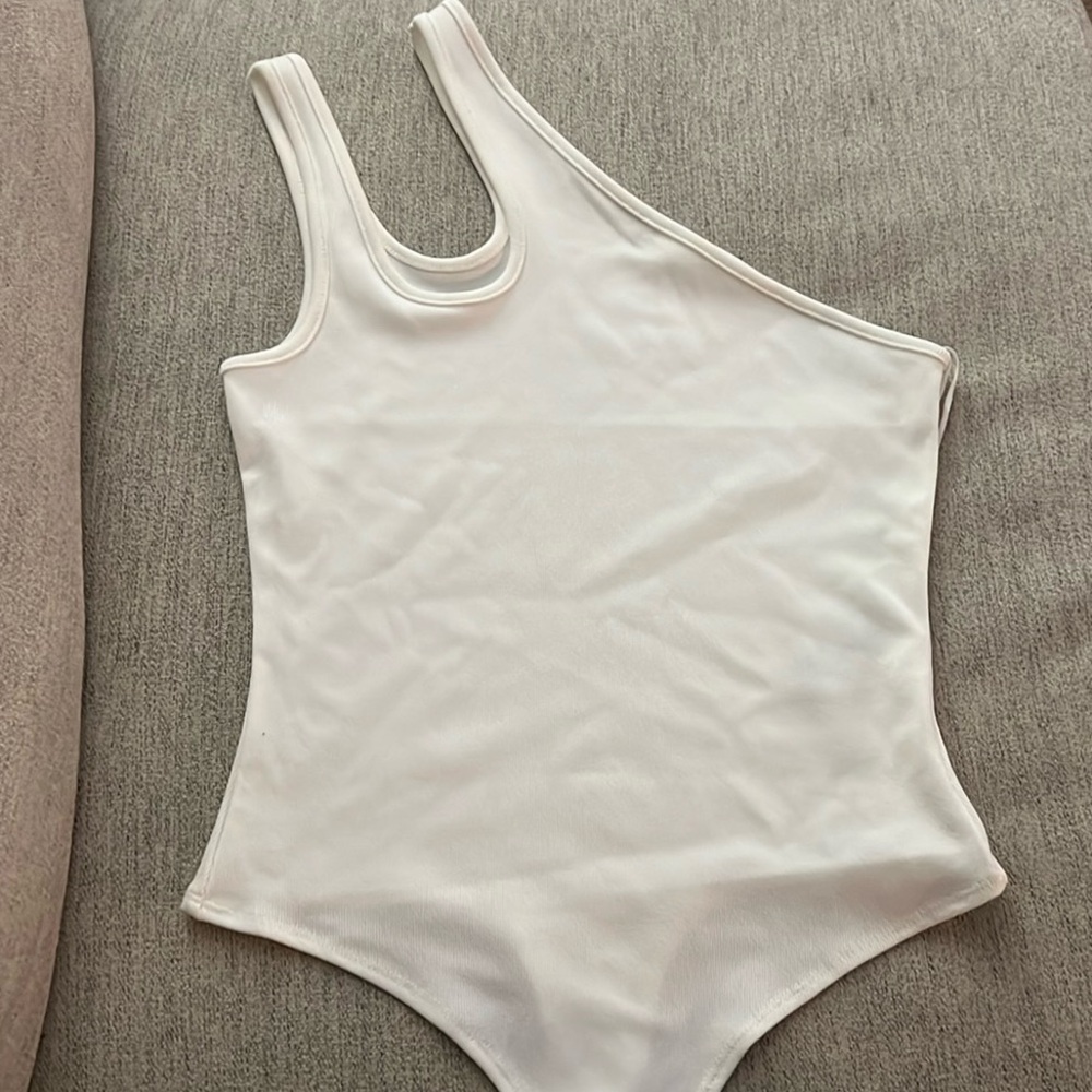 White one shoulder body suit